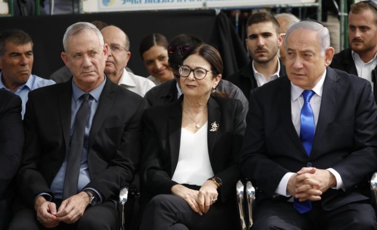 Gantz to Netanyahu: Unity government, not an immunity government