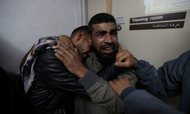 Israeli troops kill Palestinian teen at Gaza protest