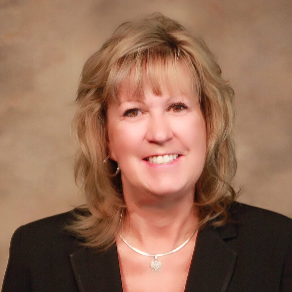 Denise MalinowskiMaxwell announces candidacy for Dearborn Heights mayor