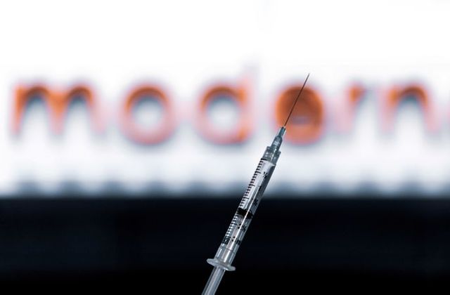 U.S. authorizes Moderna COVID-19 vaccine, elderly next in line for shots