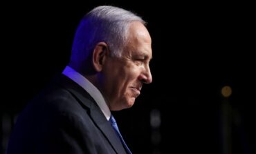 Netanyahu faces end of rule in parliamentary vote on new government