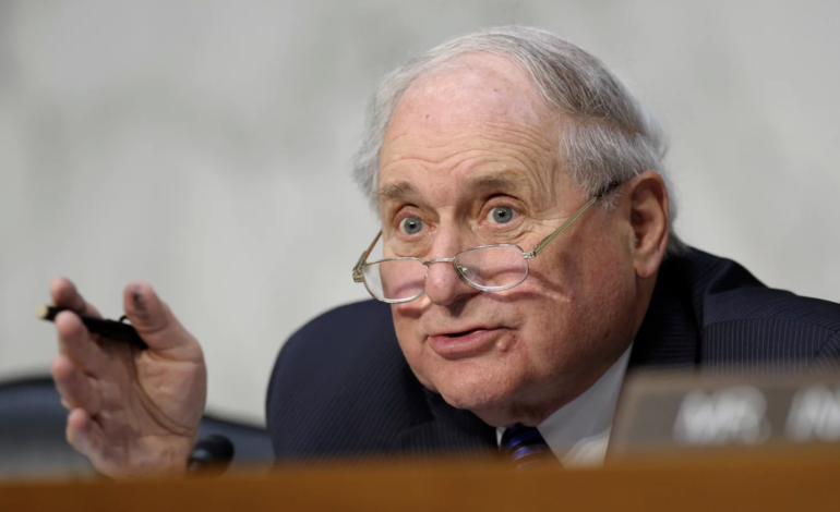Former U.S. Senator Carl Levin, who strenuously opposed the war on Iraq and investigated U.S. detainee abuse, dies at 87