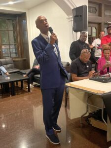 Wayne Count Sheriff Raphael Washington speaks at an election watch party in Detroit, August 2