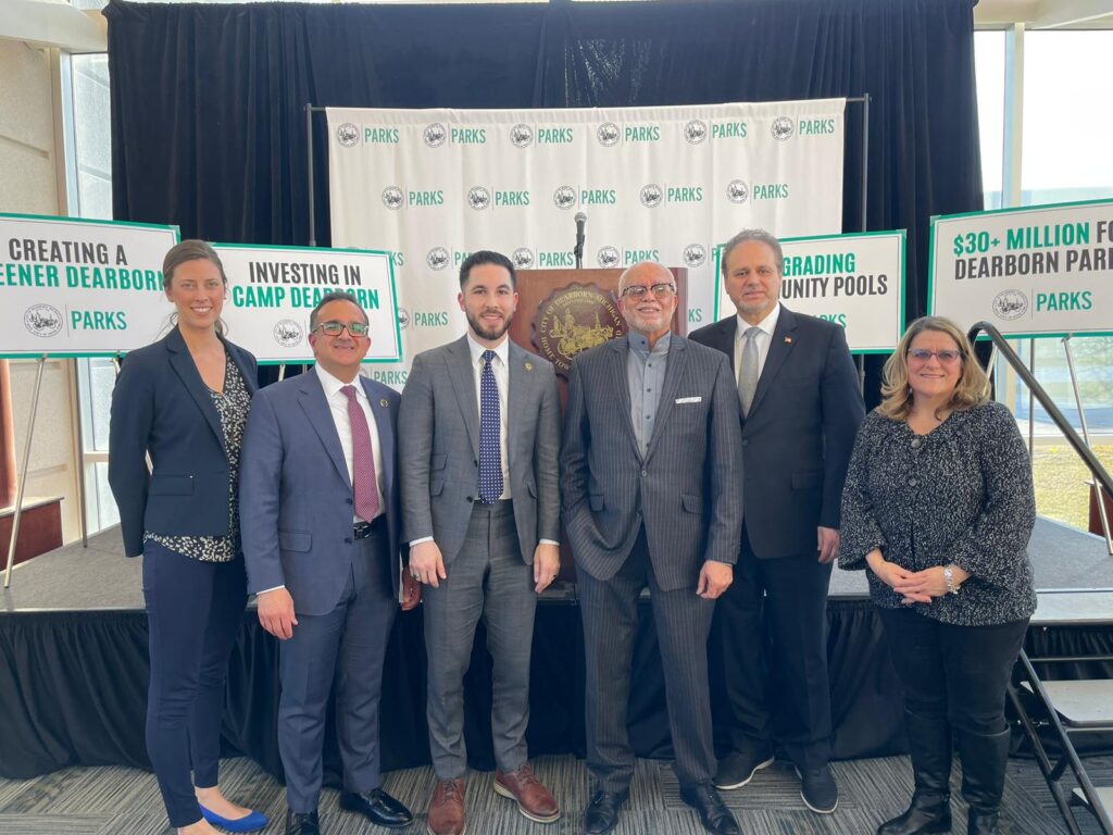 Marie McCormick, executive director of Friends of the Rouge, Mike Sareini, President of Dearborn City Council, Mayor Abdullah Hammoud, Executive Warren Evans,Commissioner Sam Baydoun and Christa Burns, Blue Hands United Parent.