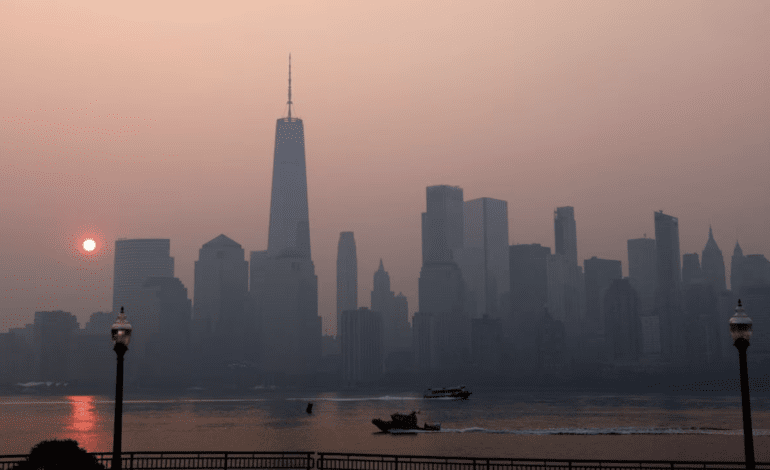 Air quality alert extended due to Canadian wildfires