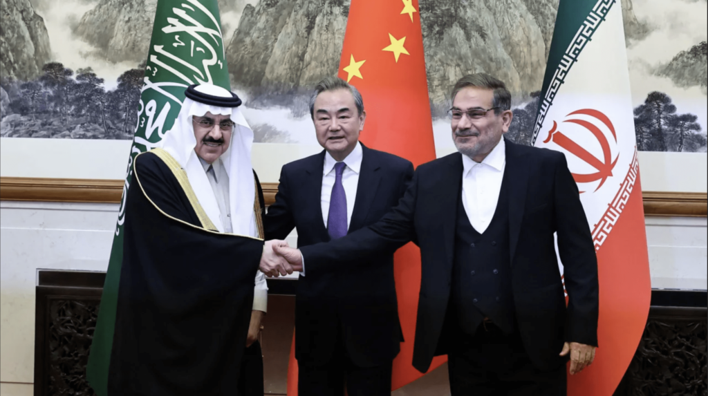 الصين تتفوق على الولايات المتحدة بين الشباب العربي مع توسع بكين في تواجدها في الشرق الأوسط