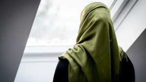 CAIR calls on the University of Kentucky Police, Div. of Community Corrections to probe detention of Muslim woman, forced removal of her hijab