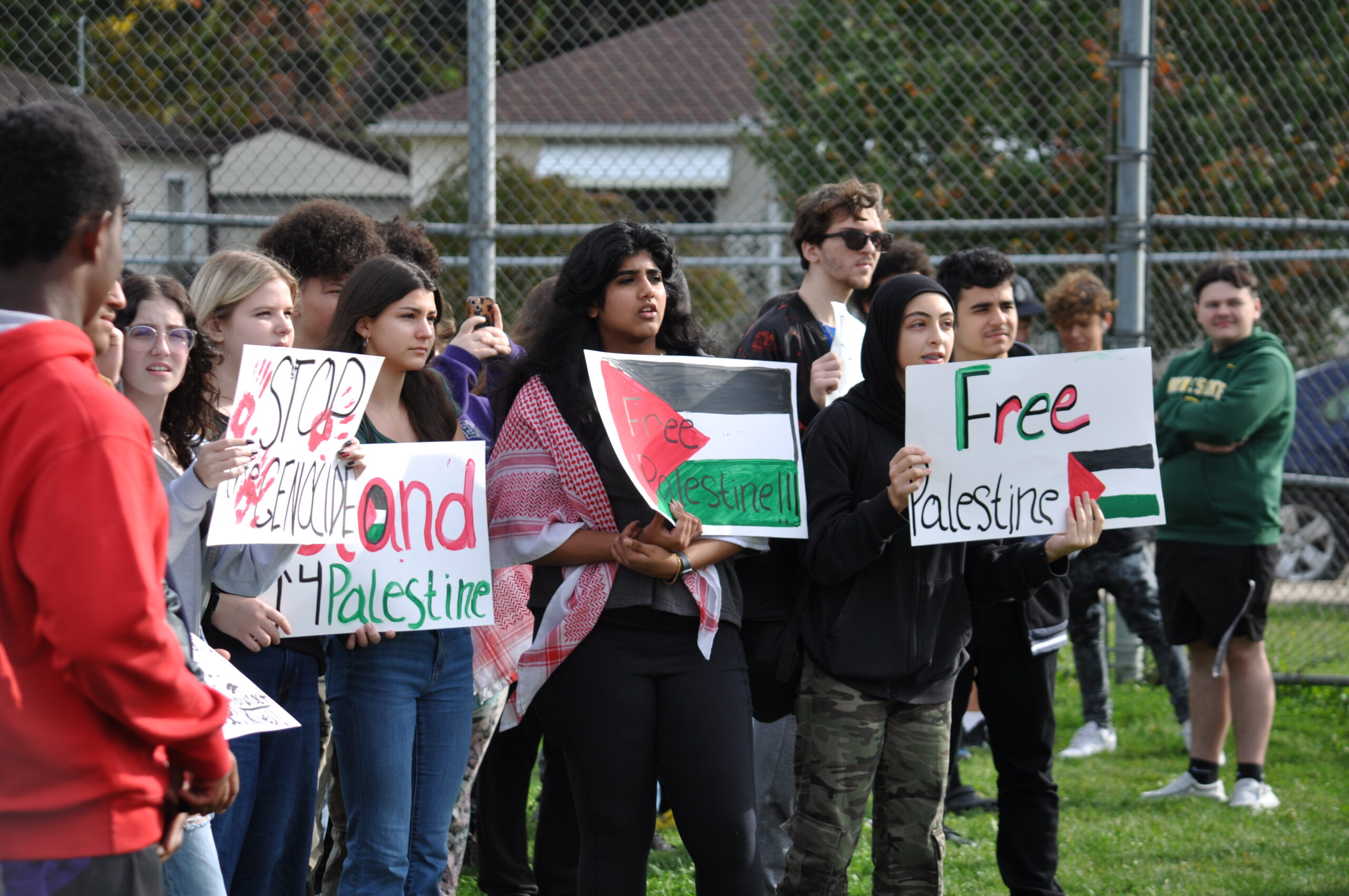 Students from Annapolis High School host a walkout in support of Palestine. Photo courtesy of Alaa Umran