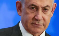 Netanyahu assures Israelis of "total victory", while teetering on the brink of total defeat